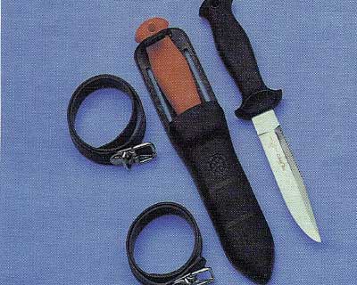 Cuchillo submarinista. 11 cm.con doble corte
